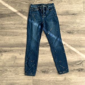 New York & Company, Woman’s distressed denim jeans. Size 4.